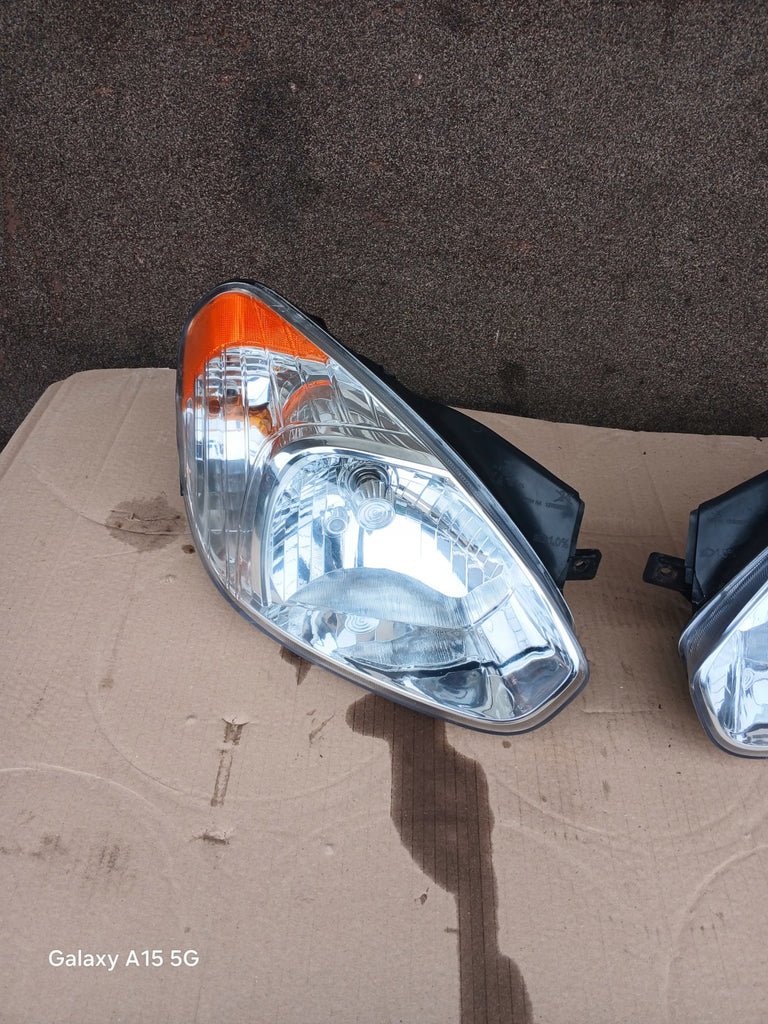 Frontscheinwerfer Hyundai Accent III Mc 05-10KOD 85122000 Ein Satz Headlight SCH8065243683mw