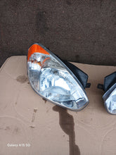 Laden Sie das Bild in den Galerie-Viewer, Frontscheinwerfer Hyundai Accent III Mc 05-10KOD 85122000 Ein Satz Headlight SCH8065243683mw