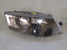 Laden Sie das Bild in den Galerie-Viewer, Frontscheinwerfer Skoda Octavia III 5E1941016B Xenon Rechts Headlight SCH3922522292hg