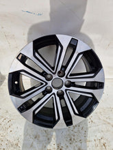 Load image into Gallery viewer, 1x Alufelge 18 Zoll 7.0" 5x114.3 35ET PW457-42003 Toyota I Rim Wheel FEL7102700183go