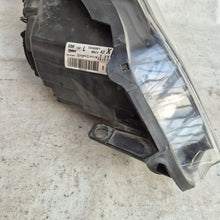 Laden Sie das Bild in den Galerie-Viewer, Frontscheinwerfer Opel Corsa D 13446801 Links Scheinwerfer Headlight SCH7445628801ff