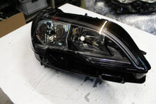 Laden Sie das Bild in den Galerie-Viewer, Frontscheinwerfer Peugeot 5008 I 9810478080 Rechts Scheinwerfer Headlight SCH6595086424ir