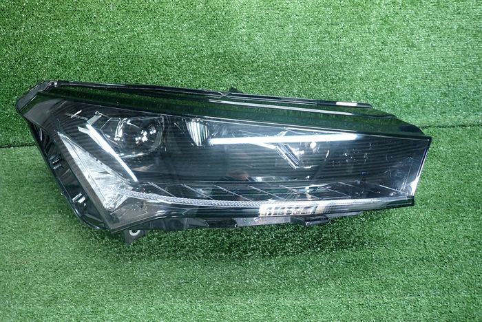 Frontscheinwerfer Skoda Enyaq 5LB941016A Rechts Scheinwerfer Headlight SCH5941960999ic