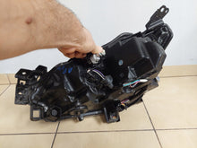 Load image into Gallery viewer, Frontscheinwerfer Mazda 2 D43N-51030 D43N-51040 LED Ein Satz Headlight