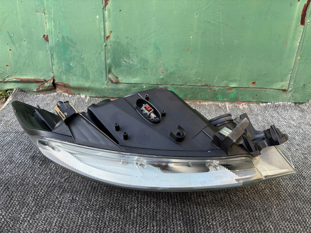 Frontscheinwerfer Ford Kuga BV4113D155AA 1EL00969645 Links Headlight SCH3966377230rb
