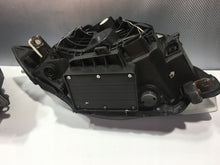 Laden Sie das Bild in den Galerie-Viewer, Frontscheinwerfer BMW 1 E87 Ein Satz Scheinwerfer Headlight SCH5383918564vg