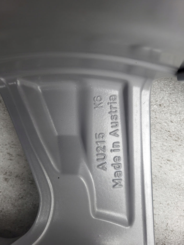 1x Alufelge 18 Zoll 7.0" 5x112 43ET Glanz Silber 83A601025H Audi Q3 Rim Wheel FEL2741201420vu