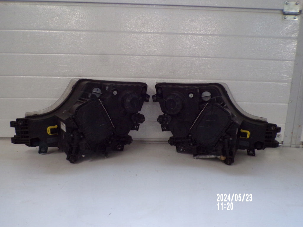 Frontscheinwerfer Mercedes-Benz A9608200739 A9608200639 Xenon Rechts oder Links SCH3734652469yv