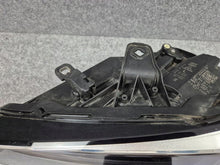 Load image into Gallery viewer, Frontscheinwerfer Audi Q2 81A941011 LED Links Scheinwerfer Headlight SCH1018260591gn