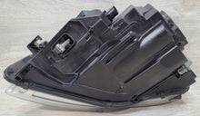 Laden Sie das Bild in den Galerie-Viewer, Frontscheinwerfer Audi A4 B7 8E0941004AM Xenon Rechts Scheinwerfer Headlight