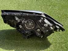 Laden Sie das Bild in den Galerie-Viewer, Frontscheinwerfer BMW 5 G30 8499122-03 Rechts Scheinwerfer Headlight SCH1244428134yi