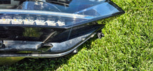Laden Sie das Bild in den Galerie-Viewer, Frontscheinwerfer VW Touran 5TB941082D LED Rechts Scheinwerfer Headlight SCH2607059854mt