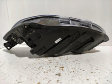 Laden Sie das Bild in den Galerie-Viewer, Frontscheinwerfer Ford Focus III Turnier JX7B13W029CE Rechts Headlight SCH4999548797fi