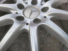 Laden Sie das Bild in den Galerie-Viewer, 4x Alufelge 17 Zoll 6.5" 5x112 49ET Glanz Silber A2464010102 Mercedes-Benz FEL6698272777in