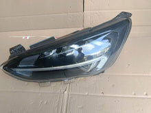 Laden Sie das Bild in den Galerie-Viewer, Frontscheinwerfer Ford Focus JX7B-13E015-CE Full LED Links Headlight SCH6928164418gr