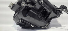Laden Sie das Bild in den Galerie-Viewer, Frontscheinwerfer Skoda Karoq 57B941035B 002477430 Links Scheinwerfer Headlight SCH9409913166iu