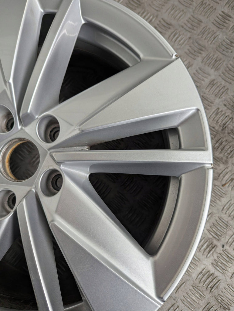 1x Alufelge 17 Zoll 7.0" 5x112 45ET 57A601025B Skoda Karoq Rim Wheel FEL9666980753ys