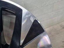 Laden Sie das Bild in den Galerie-Viewer, 1x Alufelge 20 Zoll 9.0" 5x112 42ET Glanz Silber 11A601025H VW Id.4 Rim Wheel FEL8747485641bq