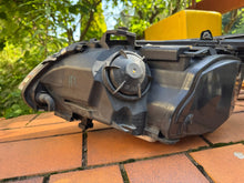 Load image into Gallery viewer, Frontscheinwerfer BMW 5 E60 E61 7177740-09 Xenon Rechts Scheinwerfer Headlight SCH1779458129bs