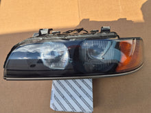 Laden Sie das Bild in den Galerie-Viewer, Frontscheinwerfer BMW E39 Xenon Links Scheinwerfer Headlight SCH4929355754ni