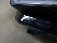 Laden Sie das Bild in den Galerie-Viewer, Frontscheinwerfer VW T Roc 2GA941773B Full LED Links Scheinwerfer Headlight