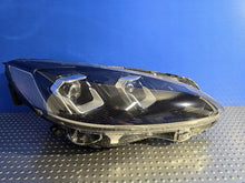 Laden Sie das Bild in den Galerie-Viewer, Frontscheinwerfer Ford Kuga LV4B-13E016-AL Full LED Rechts Headlight SCH1751698877bv