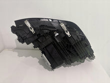 Laden Sie das Bild in den Galerie-Viewer, Frontscheinwerfer BMW 2 Active Tourer U06 5A42247-07 LED Rechts oder Links SCH1266514524ho