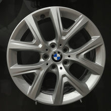 Laden Sie das Bild in den Galerie-Viewer, 4x Alufelge 17 Zoll 6.5" 5x112 39ET Glanz Silber 6856076 BMW F39 X1 F48 FEL5007677347zp