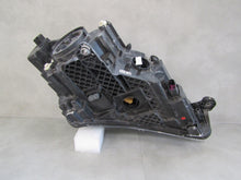 Laden Sie das Bild in den Galerie-Viewer, Frontscheinwerfer Skoda Superb III 3V1941015 Xenon Links Scheinwerfer Headlight