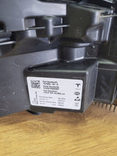 Laden Sie das Bild in den Galerie-Viewer, Frontscheinwerfer Tesla Model 1514952-00-C Links Scheinwerfer Headlight