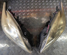 Laden Sie das Bild in den Galerie-Viewer, Frontscheinwerfer Toyota Prius XW30XW30 Ein Stück (Rechts oder Links) Headlight SCH6398145659yy