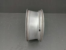 Load image into Gallery viewer, 1x Alufelge 17 Zoll 6.5" 5x112 38ET Glanz Silber 3G0601025E VW Tiguan Rim Wheel FEL6978236393yw