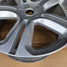 Laden Sie das Bild in den Galerie-Viewer, 1x Alufelge 20 Zoll 8.5&quot; 5x108 45ET HK83-1007-GA Jaguar F Pace F-Pace Rim Wheel
