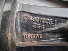 Laden Sie das Bild in den Galerie-Viewer, 1x Alufelge 17 Zoll 7.0&quot; 5x112 45ET Glanz Silber 57A601025 Skoda Karoq Rim Wheel