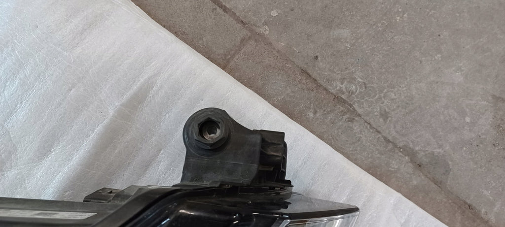 Frontscheinwerfer Skoda Superb III 3V1941016D 992941571AA LED Rechts Headlight