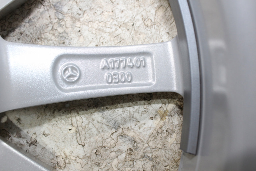 1x Alufelge 17 Zoll 6.5" 5x112 44ET A1774010300 Mercedes-Benz Rim Wheel