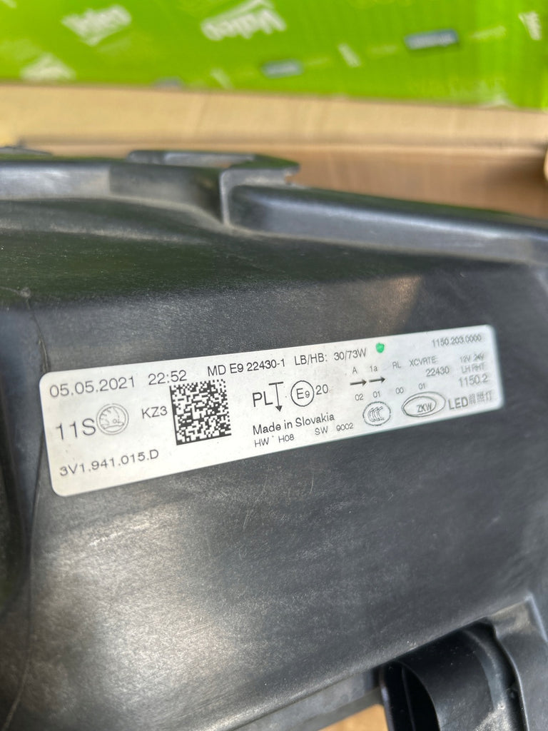 Frontscheinwerfer Skoda Superb III 3V1941015D LED Links Scheinwerfer Headlight