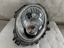 Laden Sie das Bild in den Galerie-Viewer, Frontscheinwerfer Mini R56 160818-03 0301225303 Links Scheinwerfer Headlight SCH5492908925ab