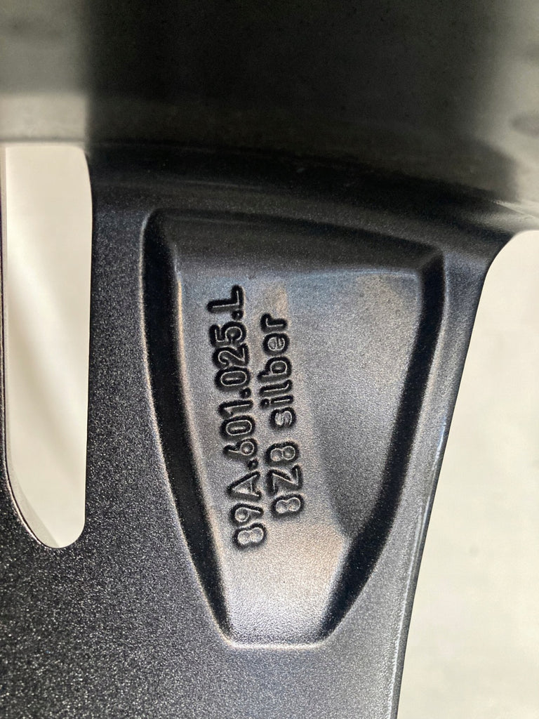 1x Alufelge 20 Zoll 9.0" 5x112 26ET Glanz Schwarz 89A601025L Audi E-Tron FEL8359050385xa