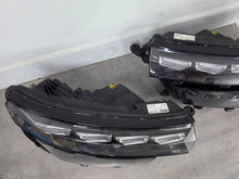 Laden Sie das Bild in den Galerie-Viewer, Frontscheinwerfer Skoda Kamiq 0021377709 658941015B Ein Satz Headlight SCH2896311425ne