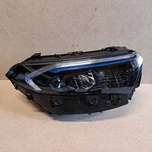 Laden Sie das Bild in den Galerie-Viewer, Frontscheinwerfer Mercedes-Benz Eqa Eqb A2439069000 LED Rechts Headlight SCH2610501866gx