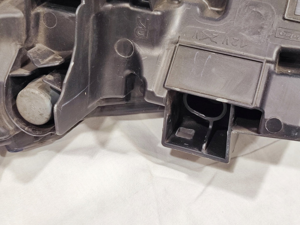 Frontscheinwerfer Suzuki Swace Corolla 81110-02S60 90119224 Full LED Rechts