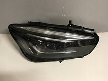 Laden Sie das Bild in den Galerie-Viewer, Frontscheinwerfer Mercedes-Benz W247 2479062003 LED Rechts Headlight