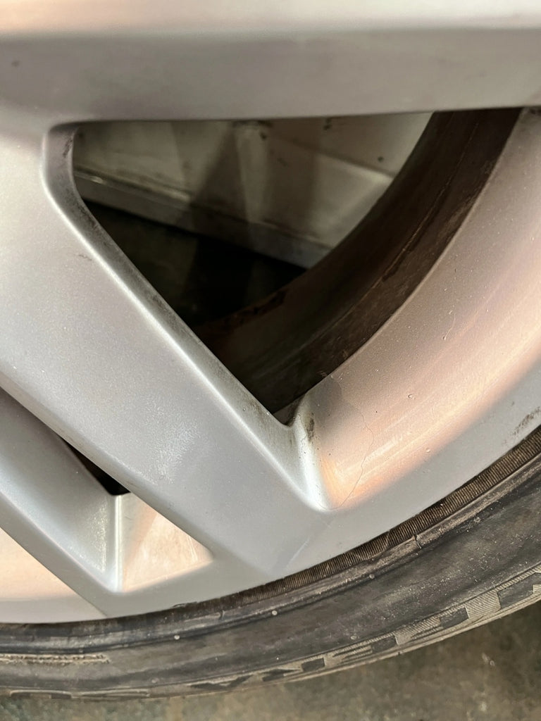 1x Alufelge 17 Zoll 6.5" 5x112 48ET 6F9601025E Seat Arona Rim Wheel FEL7544162992bz