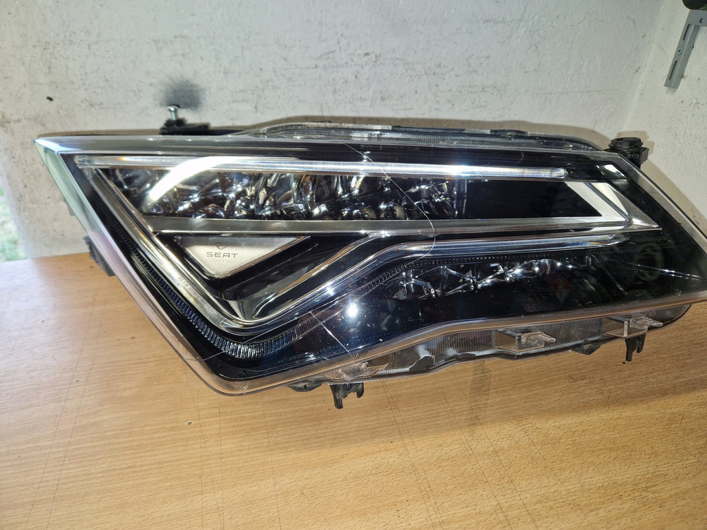 Frontscheinwerfer Seat Ateca 576941008F 90117434A LED Rechts Headlight