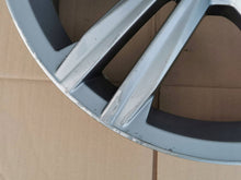 Laden Sie das Bild in den Galerie-Viewer, 1x Alufelge 18 Zoll 5G0601025DC VW Golf Vii Rim Wheel FEL4518090422qj