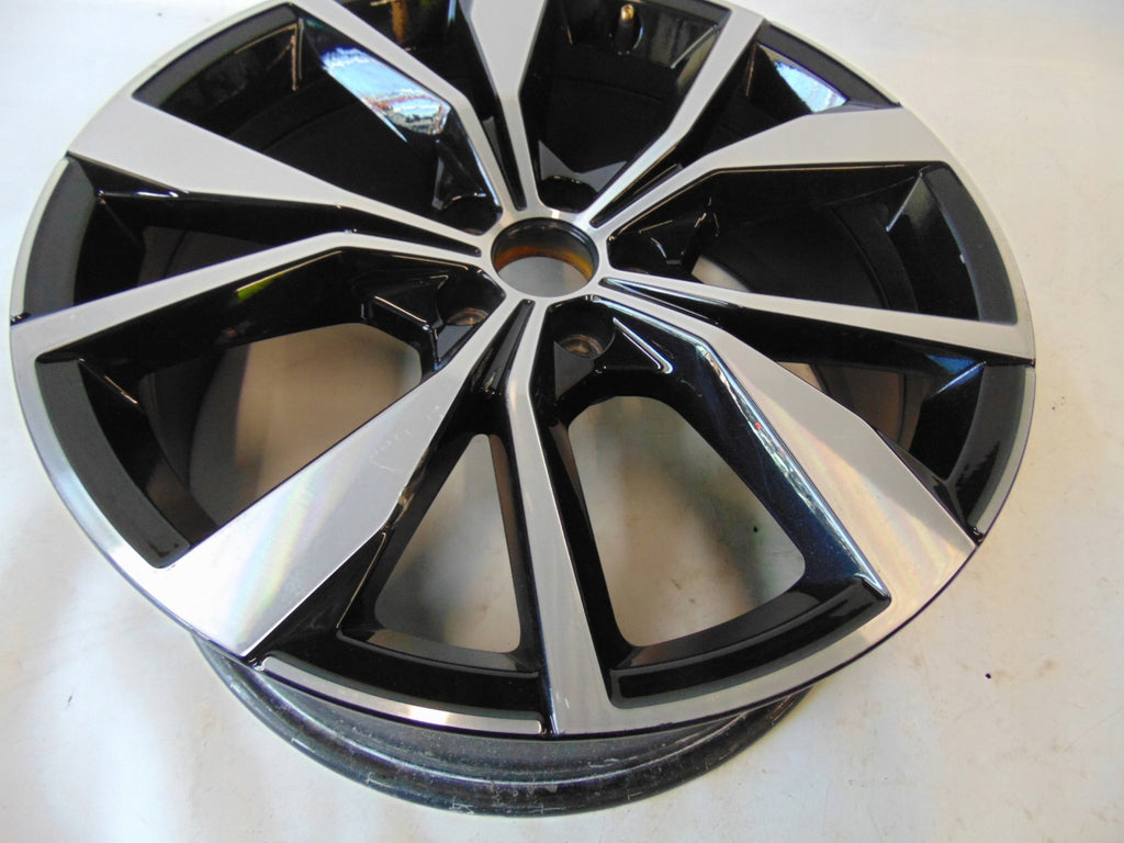 1x Alufelge 18 Zoll 7.0" 5x100 39ET 2G7601025F VW Taigo Rim Wheel FEL4275967560xb