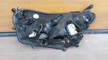 Load image into Gallery viewer, Frontscheinwerfer Toyota W3049K02 Rechts Scheinwerfer Headlight SCH6342836607ld