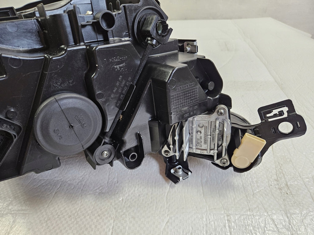 Frontscheinwerfer VW Golf VIII 5H1941005B LED Ein Stück (Rechts oder Links) SCH8247965875qg