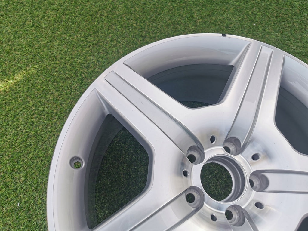 1x Alufelge 19 Zoll 9.5" 5x112 46ET Glanz Silber A1644011902 Mercedes-Benz Amg FEL4796166329qe
